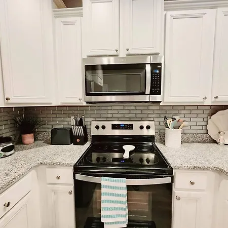 Coastal Oasis: 3BR Townhome with Pool near PCB Attractions Panama City Beach Exterior photo